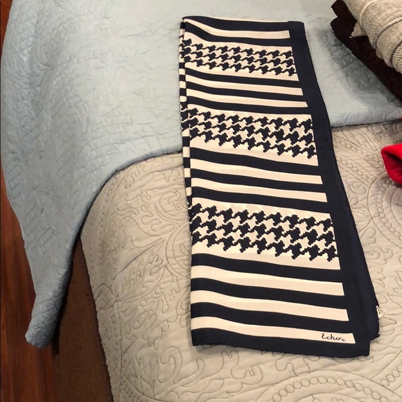 Echo scarf - Picture 2 of 3